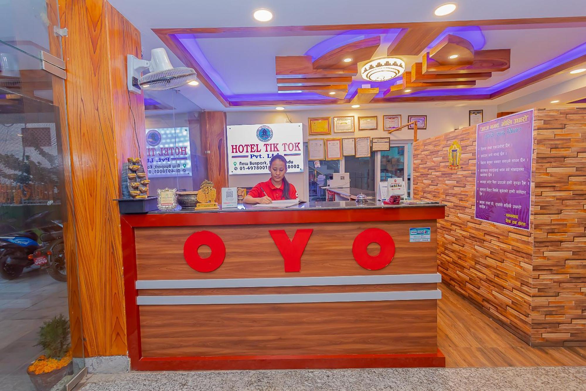 Oyo 799 Hotel Tik Tok Pvt Ltd. Kathmandu Bagian luar foto