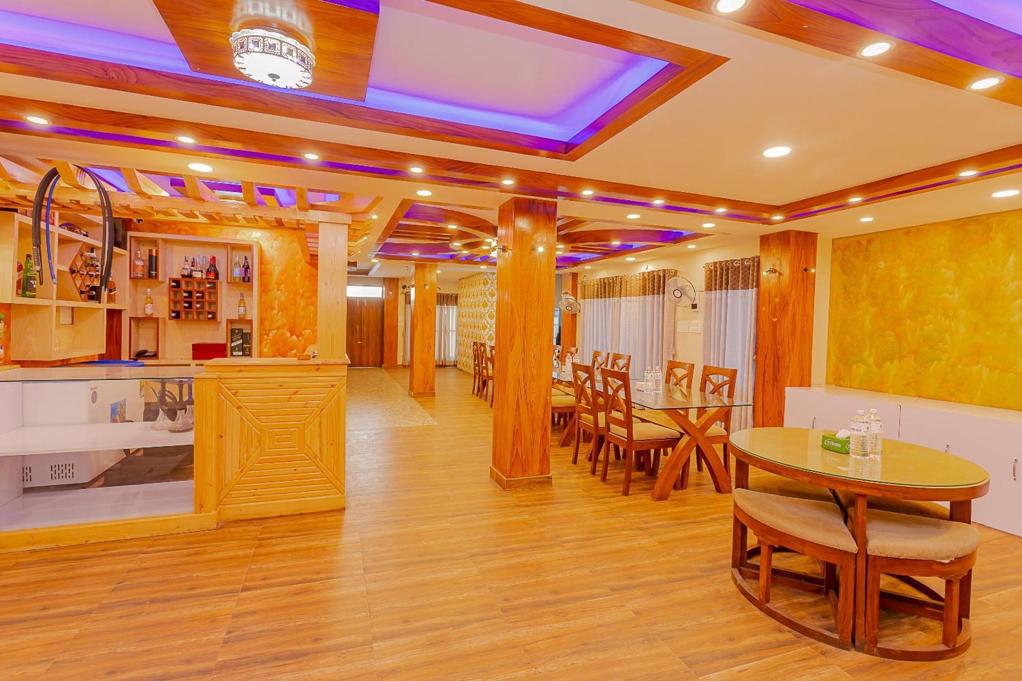 Oyo 799 Hotel Tik Tok Pvt Ltd. Kathmandu Bagian luar foto