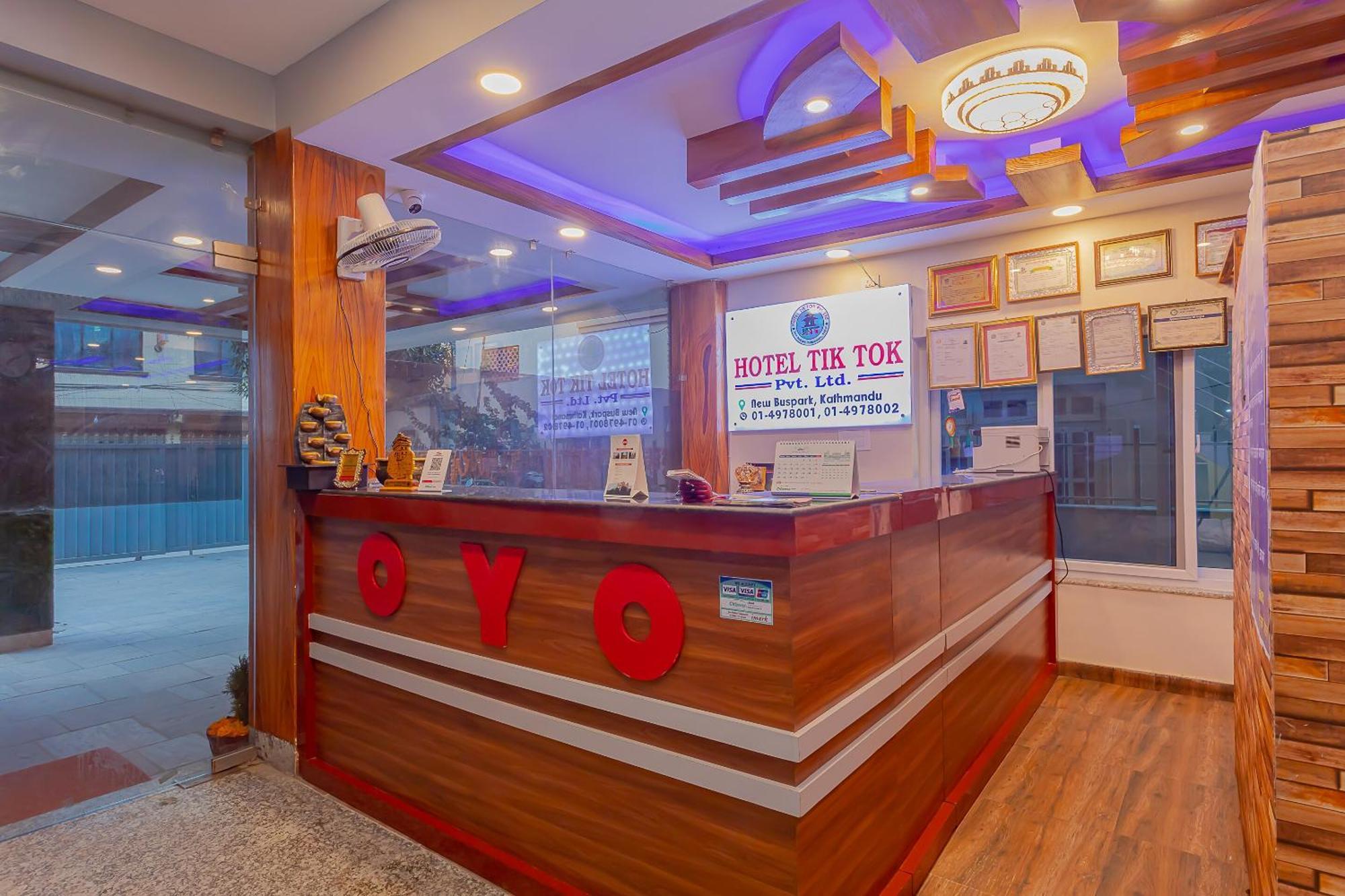 Oyo 799 Hotel Tik Tok Pvt Ltd. Kathmandu Bagian luar foto
